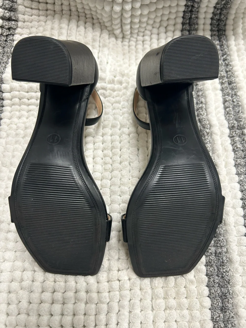 a new day small front heel